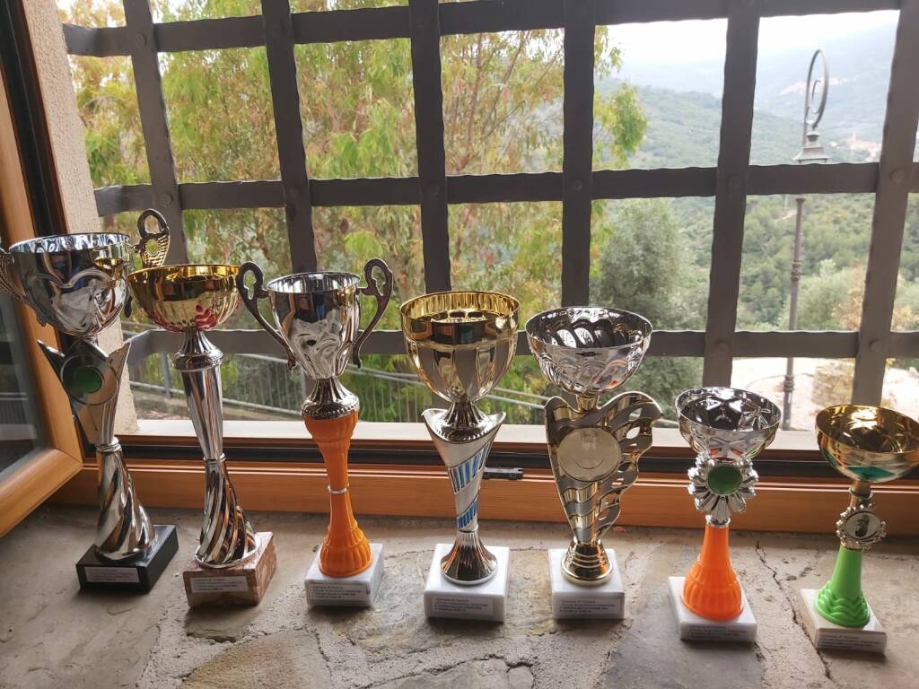 Civezza，超过 50 名参与者参加首届国际象棋赛事“五塔锦标赛”